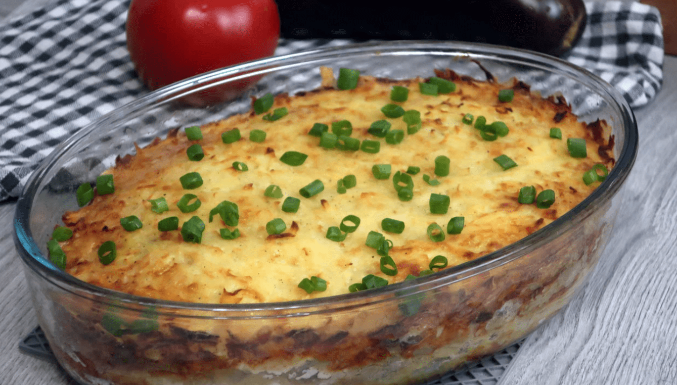 Ich teile ein Rezept, wie ich einen Kartoffelauflauf mit Hackfleisch im Ofen zubereite: es wird sehr lecker, saftig und sättigend, das Lieblingsessen meiner Familie