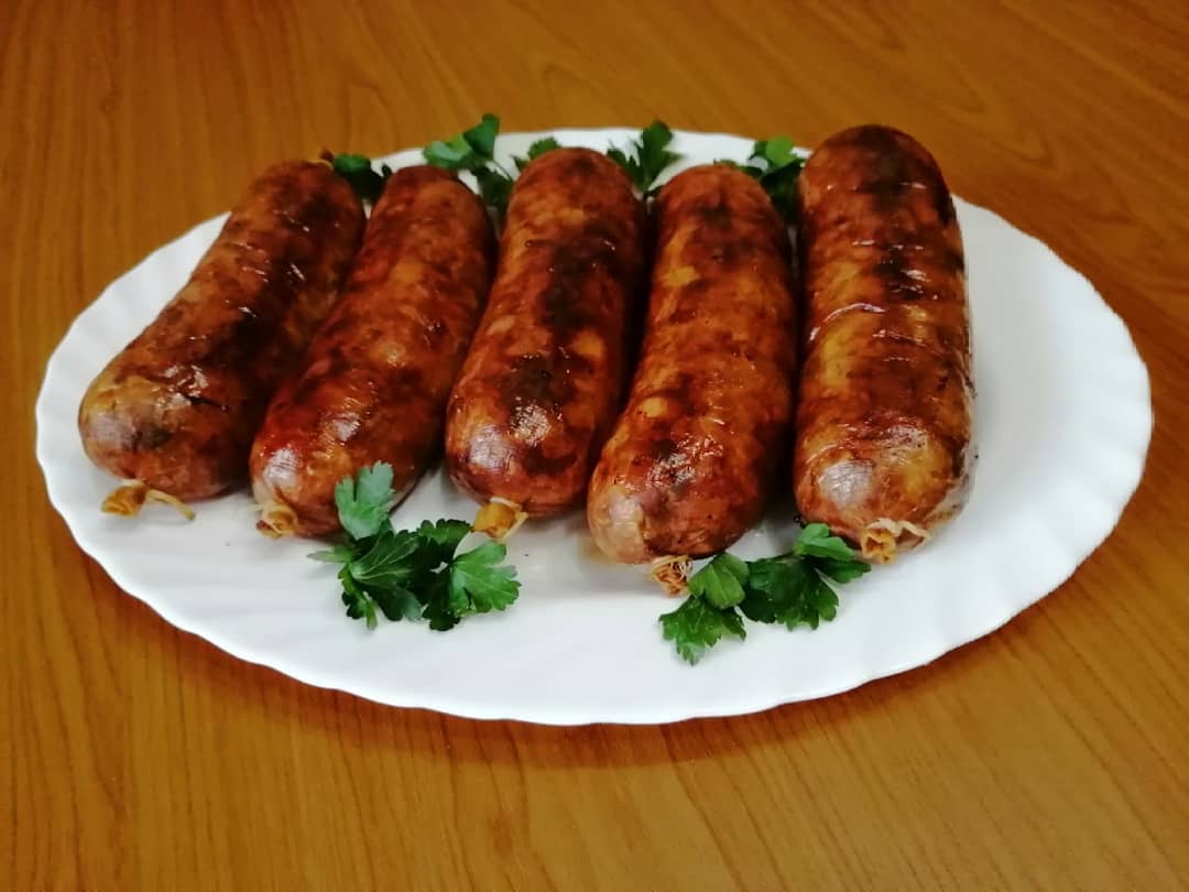 Dieses Rezept ist ein echter Fund! Würstchen mit Fleisch und Kartoffeln – wir kochen nach dem Rezept meiner Großmutter