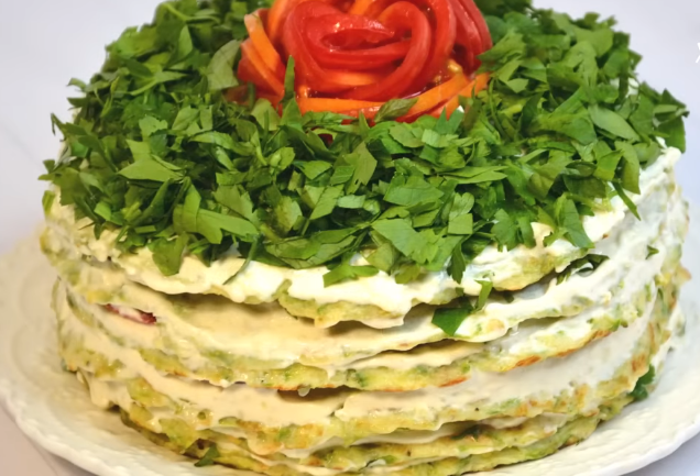Mein Lieblingssnackkuchen! Zucchinikuchen mit Tomaten und Schmelzkäse - sehr lecker und saftig
